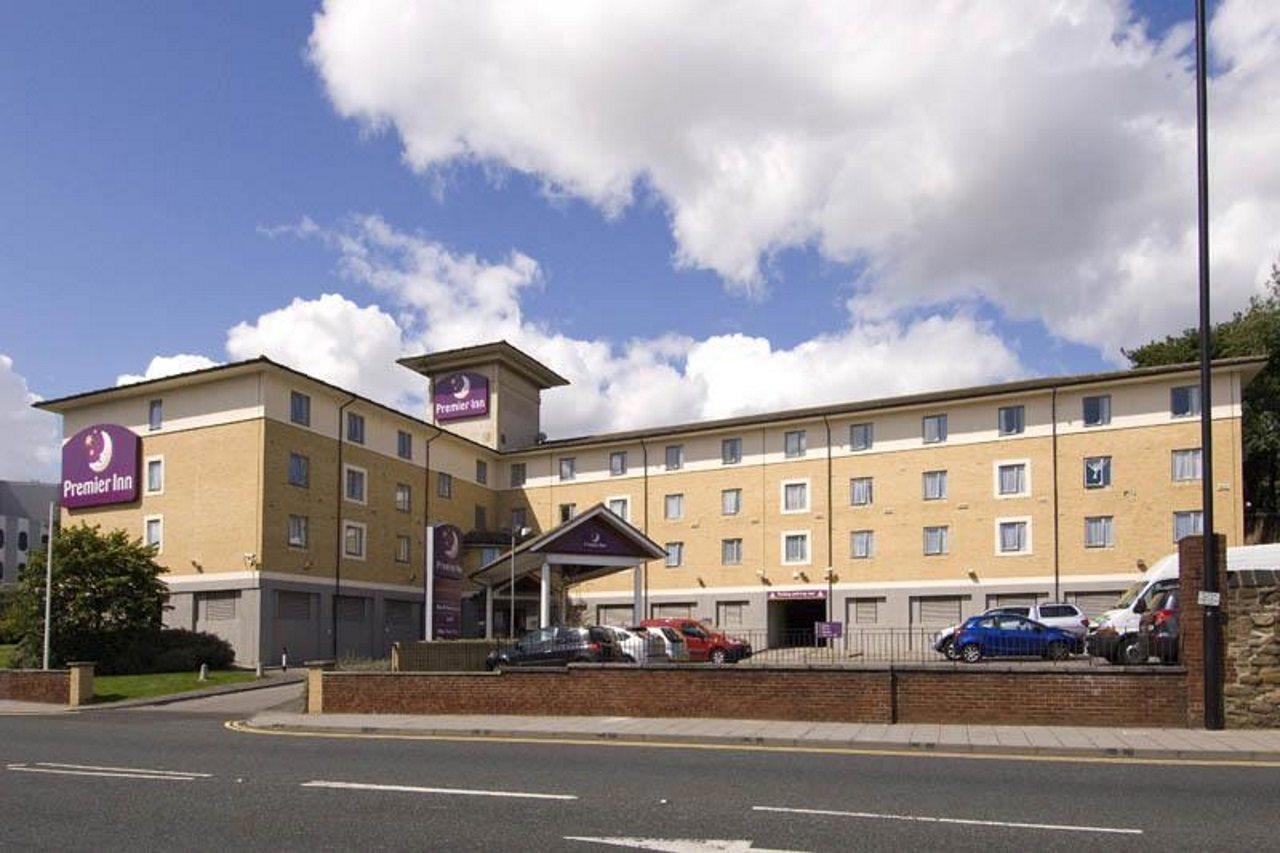 Premier Inn Newcastle City Centre Millennium Bridge מראה חיצוני תמונה